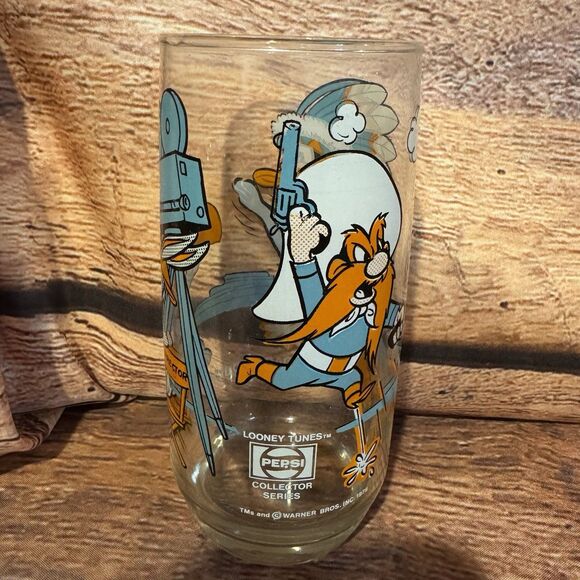Vintage 1979 Pepsi Looney Tunes Glass Collector Series Daffy Duck Bugs Bunny Sam - Picture 3 of 6